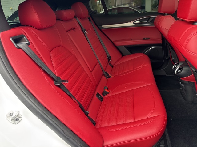 2021 Alfa Romeo Stelvio Ti Sport photo 21