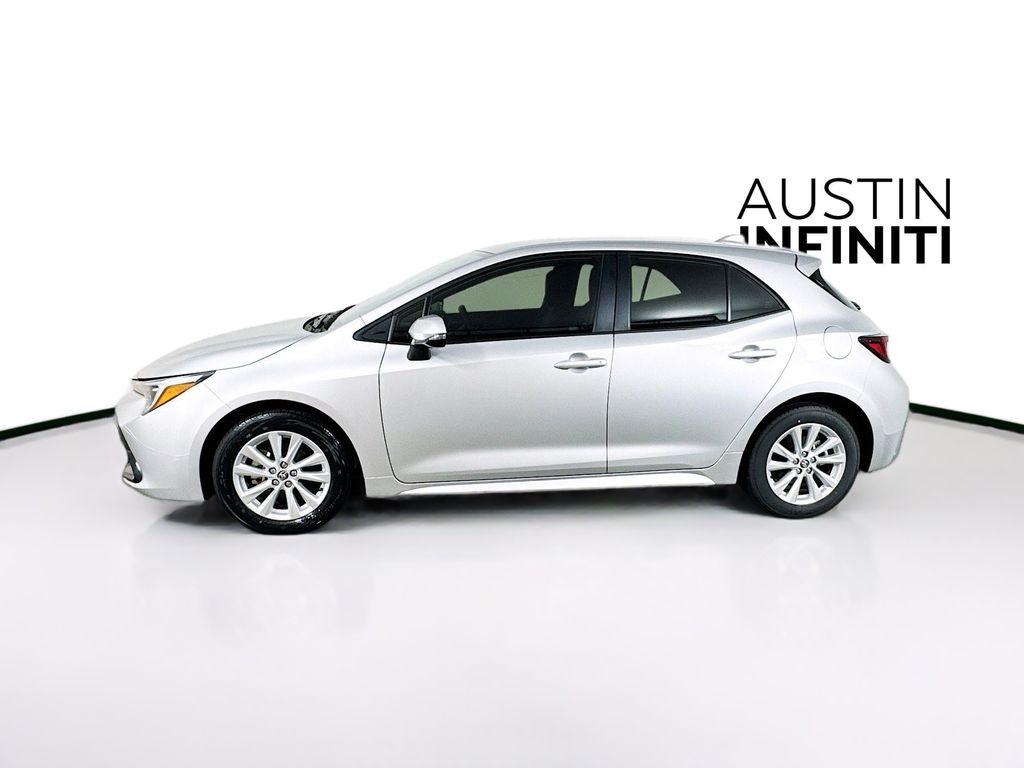 2025 Toyota Corolla SE photo 4