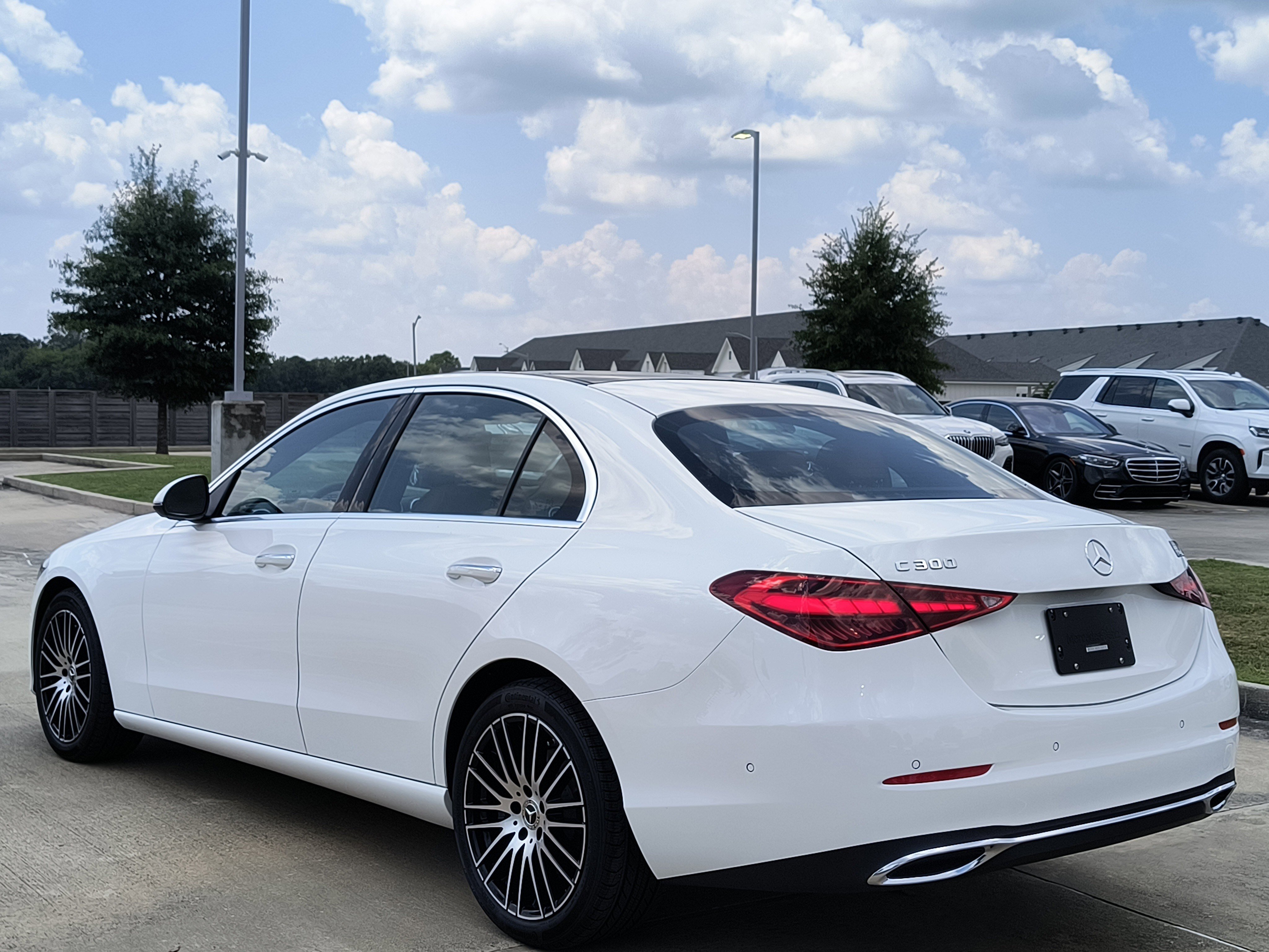 2025 Mercedes Benz C 300 photo 3