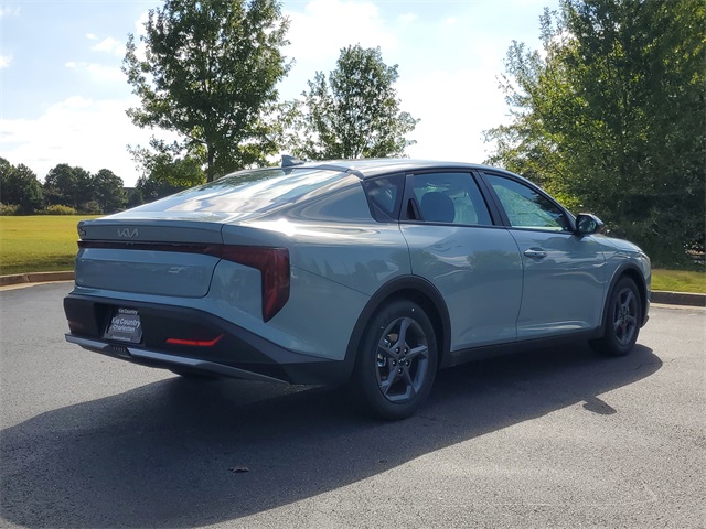 2025 Kia K4 LXS photo 4