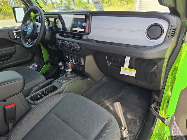 2025 Jeep Wrangler Willys photo 8