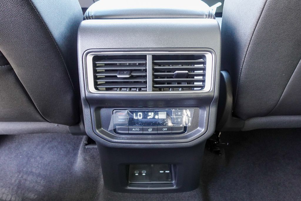2026 Volkswagen Atlas SE Technology photo 27