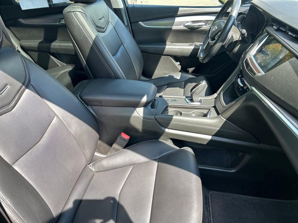 2019 Cadillac XT5 Luxury photo 13