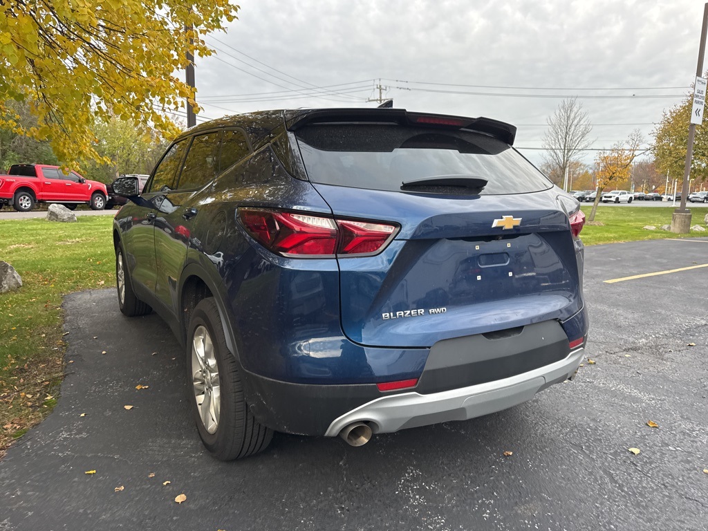 2022 Chevrolet Blazer 2LT photo 2