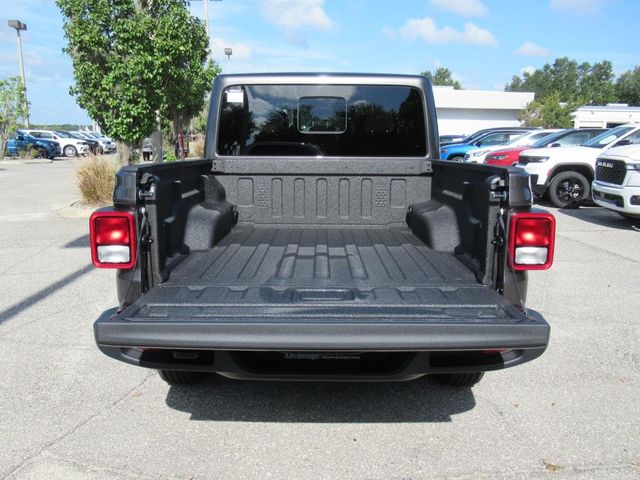 2025 Jeep Gladiator Sport S photo 6