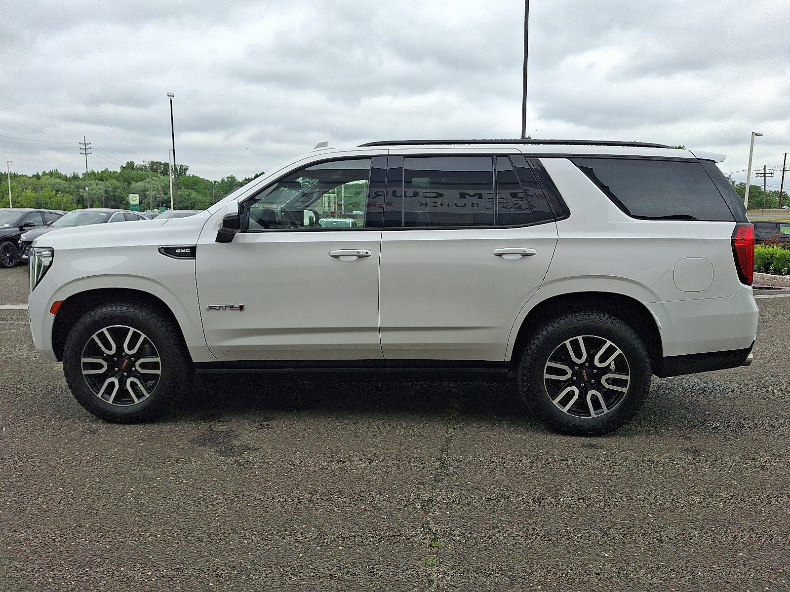 2023 Gmc Yukon AT4 photo 4