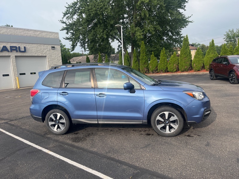 Used 2018 Subaru Forester Premium with VIN JF2SJAEC2JH416540 for sale in Massillon, OH