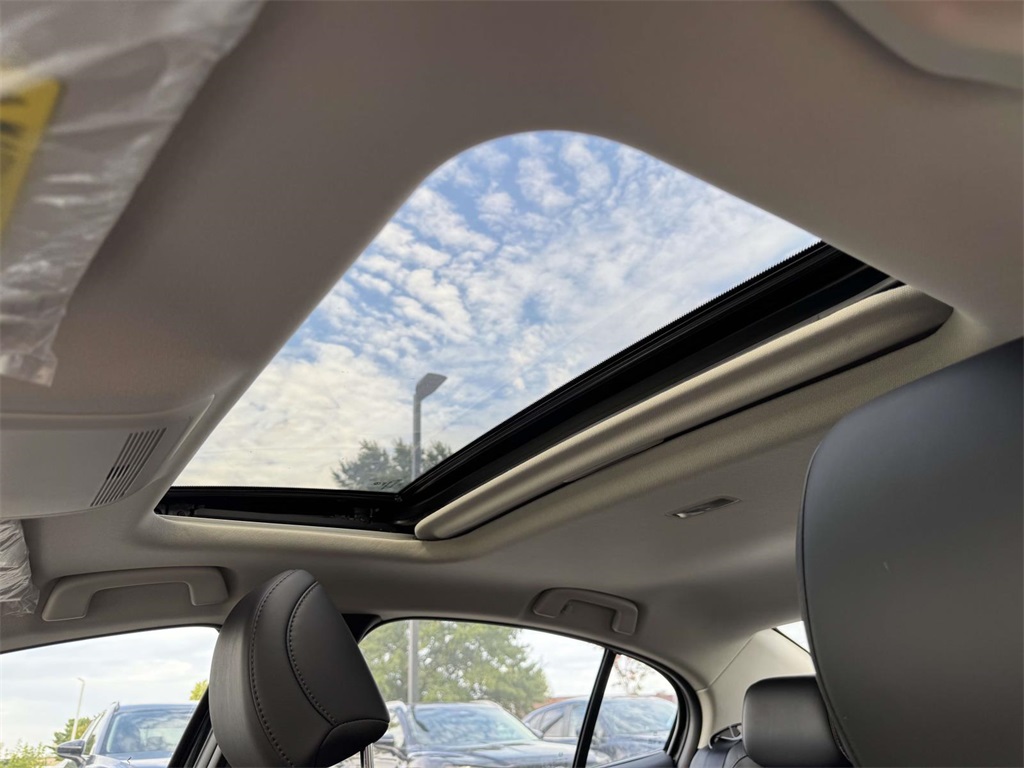 2025 Mazda Mazda3 2.5 Preferred Base photo 4