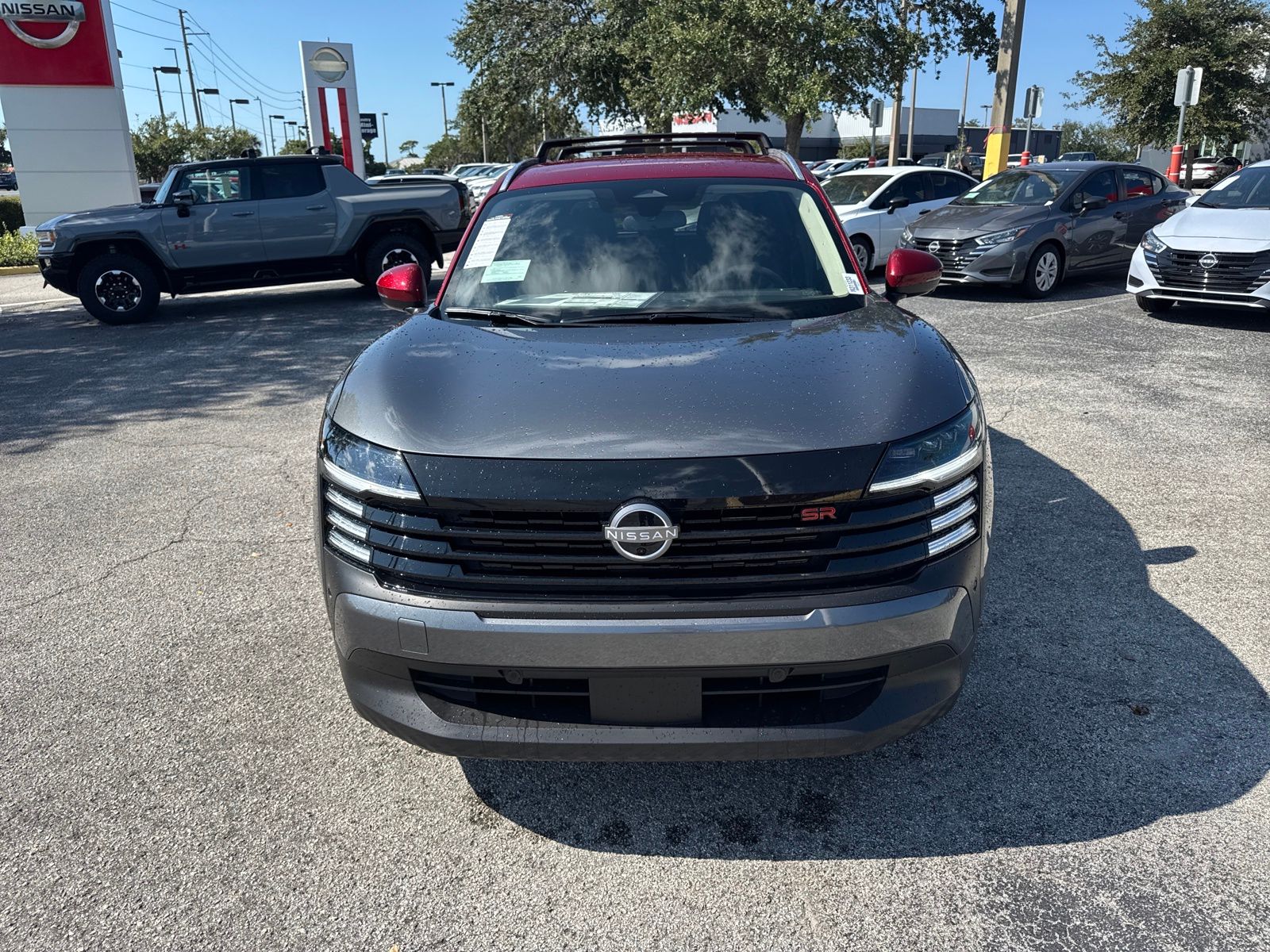 2026 Nissan Kicks SR photo 3