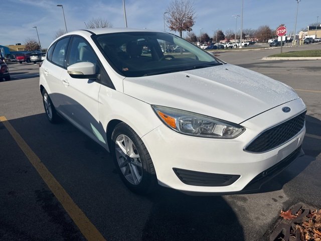 2015 Ford Focus SE photo 4