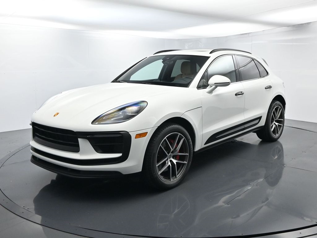 2022 Porsche Macan S