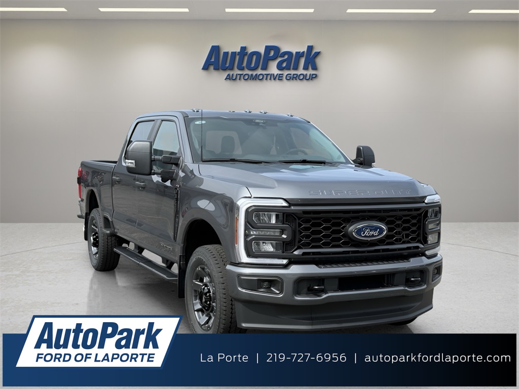 2026 Ford F-350 Super Duty XL's photo
