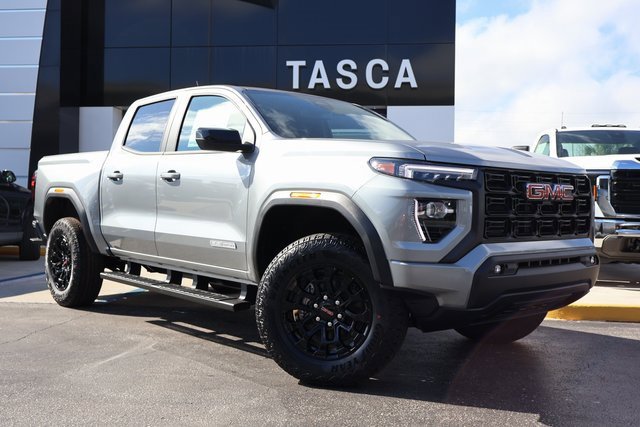 2026 GMC Canyon Elevation's photo