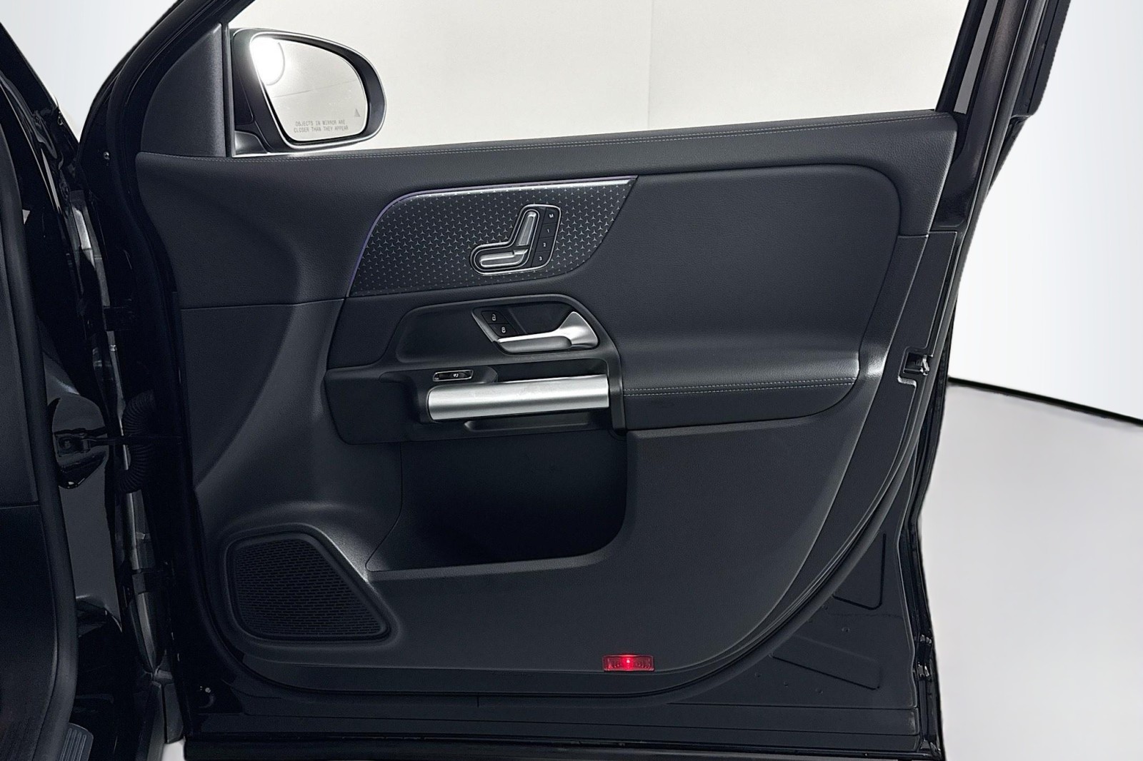 2025 Mercedes Benz GLA 250 photo 22