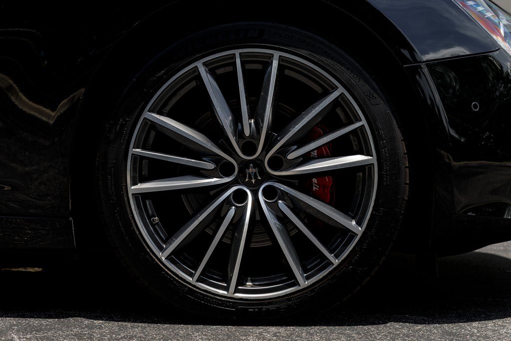 2020 Maserati Ghibli photo 36