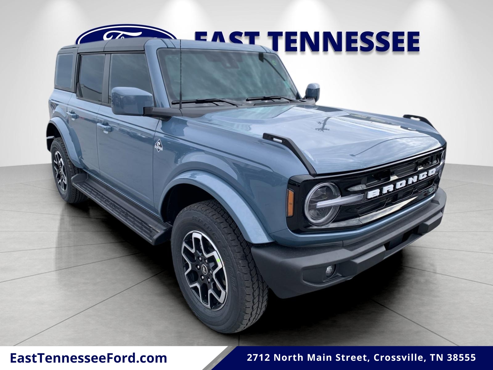 2025 Ford Bronco 4-Door Outer Banks's photo