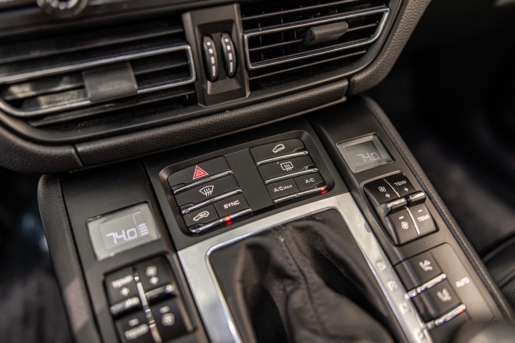 2019 PORSCHE MACAN - Image 30