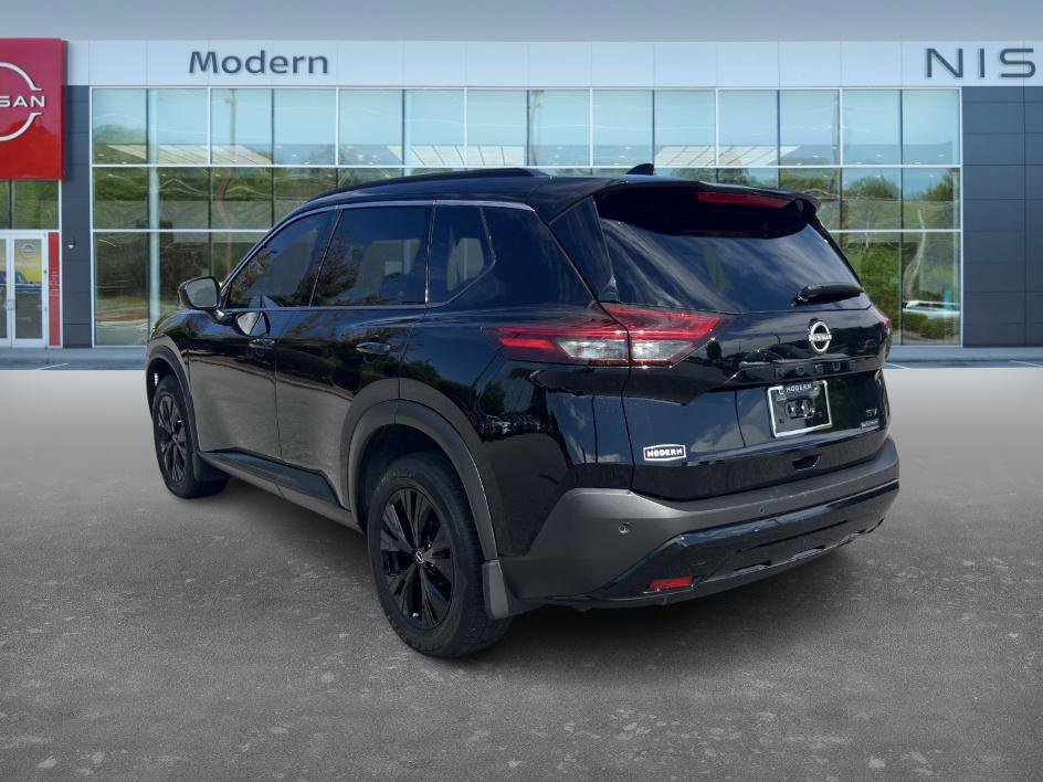 2023 Nissan Rogue SV photo 7