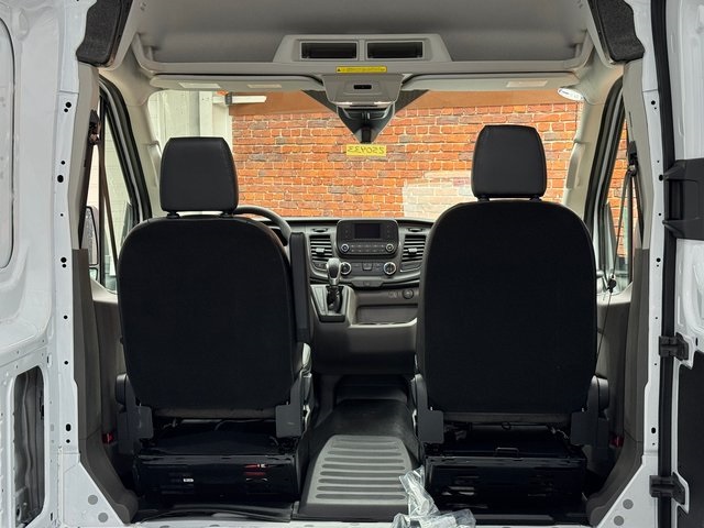 2025 Ford Transit Cargo Van photo 25