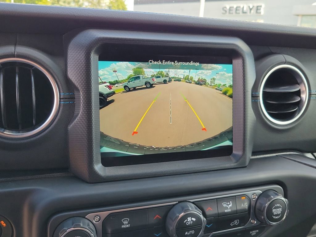 2022 Jeep Wrangler Unlimited Rubicon 4xe photo 17