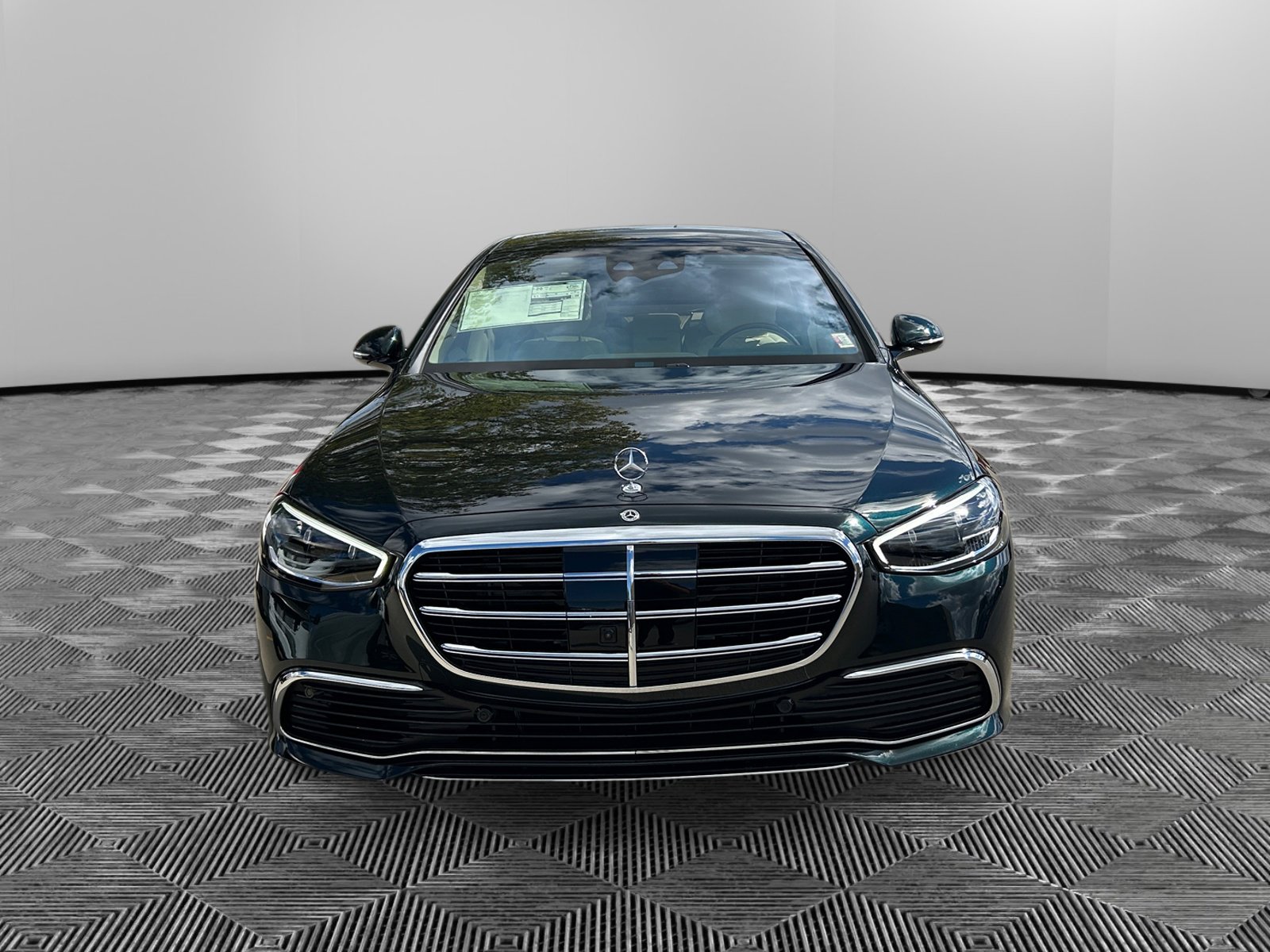 2026 Mercedes Benz S 580 4MATIC photo 8