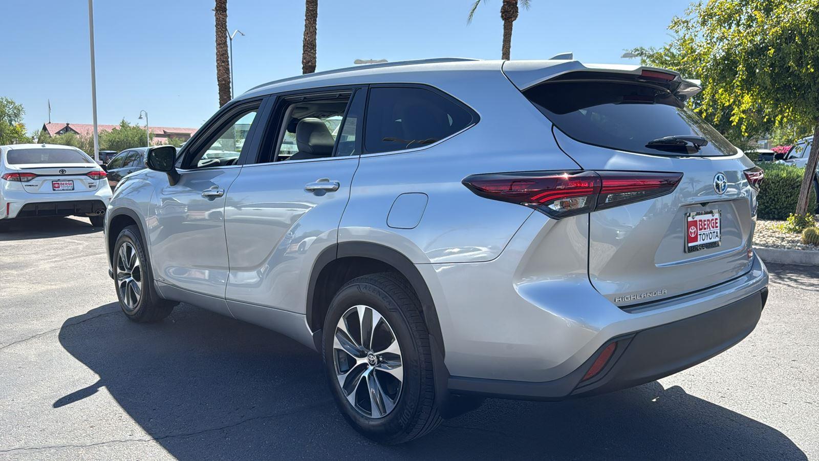 2024 Toyota Highlander Hybrid XLE photo 5