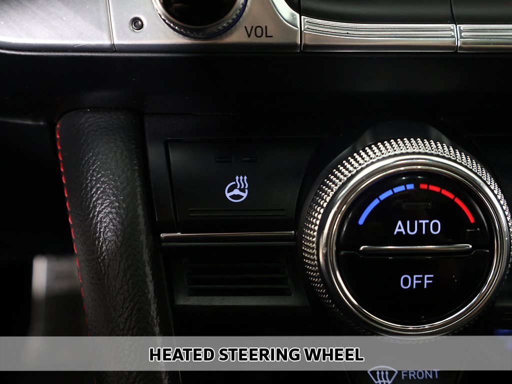 2023 Genesis G70 2.0T Sport Prestige photo 8