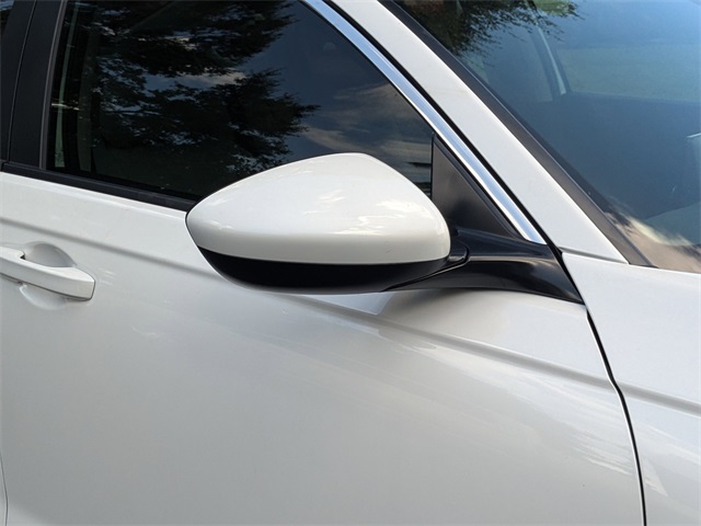 2025 Honda Accord LX photo 12