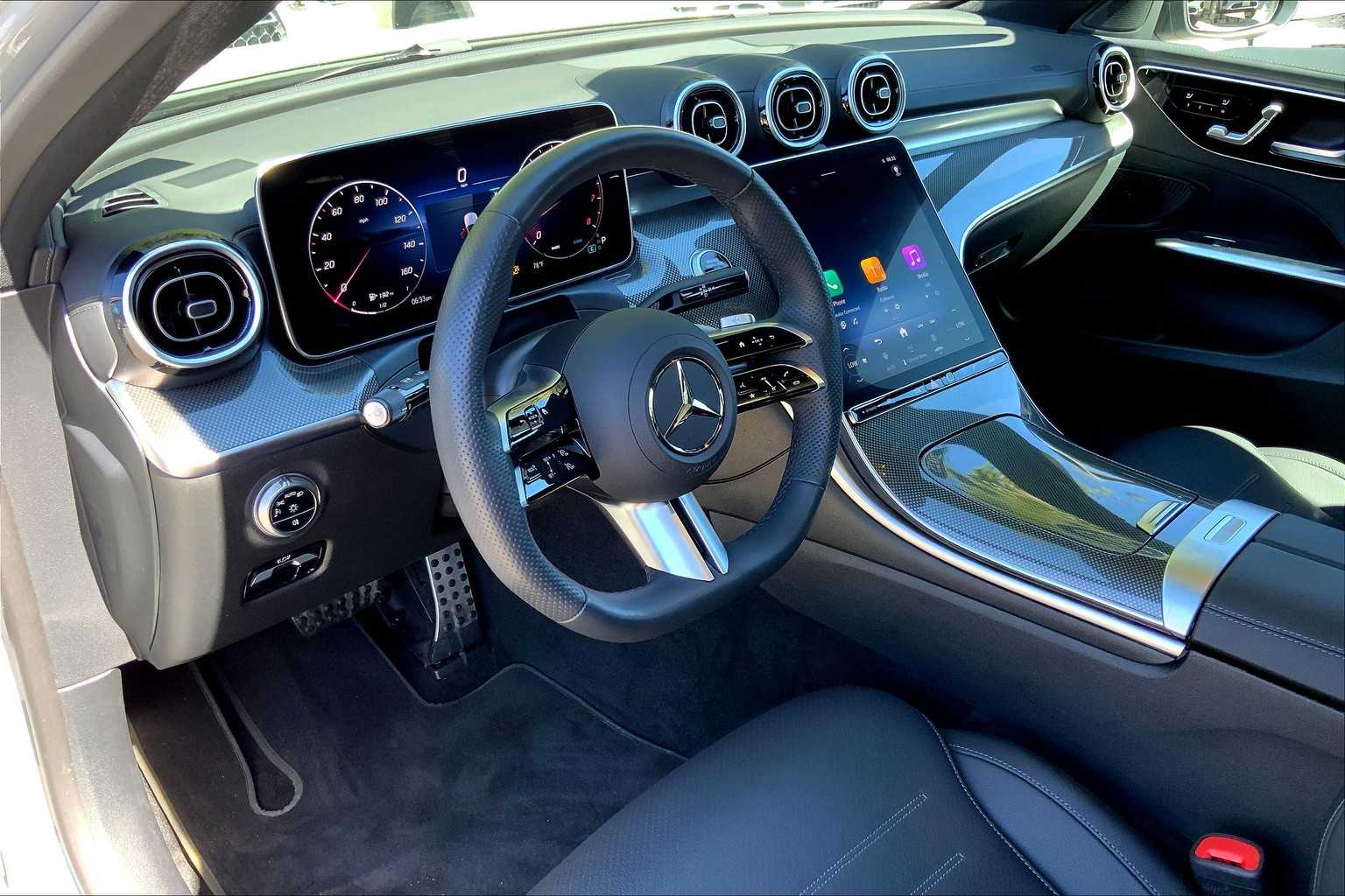 2025 Mercedes Benz C 300 4MATIC photo 17