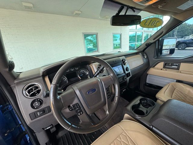 2013 Ford F-150 XLT photo 10