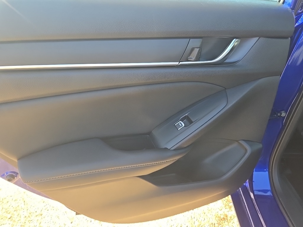 2022 Honda Accord Sport SE photo 32