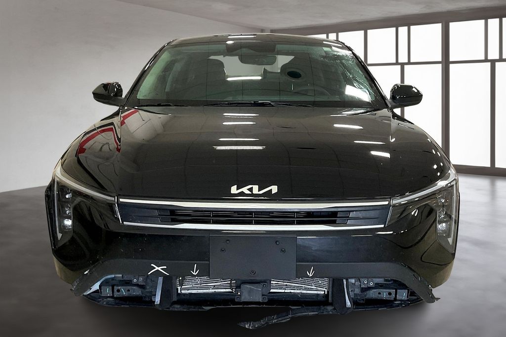 2025 Kia K4 LXS photo 3