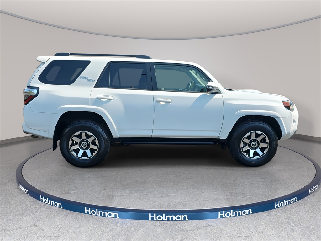2023 Toyota 4Runner TRD Off-Road Premium photo 4