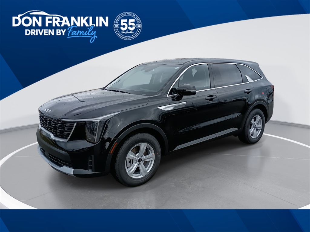 2026 Kia Sorento LX's photo