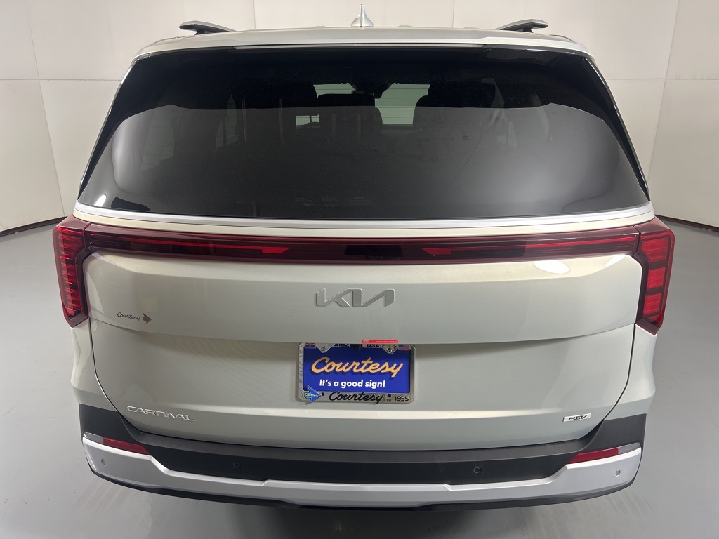 2026 Kia Carnival EX photo 3