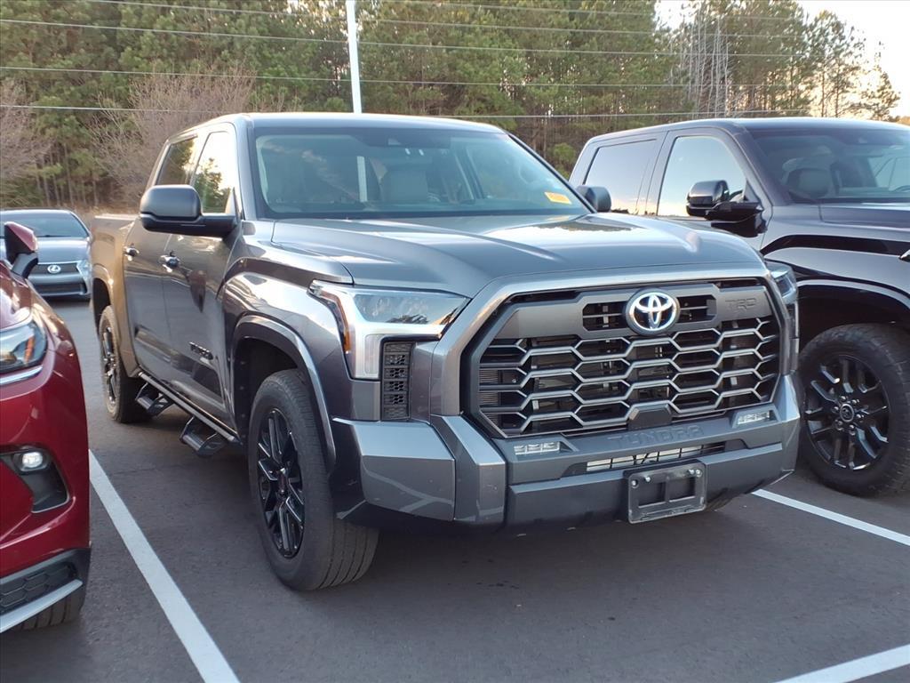 2023 Toyota Tundra SR5's photo