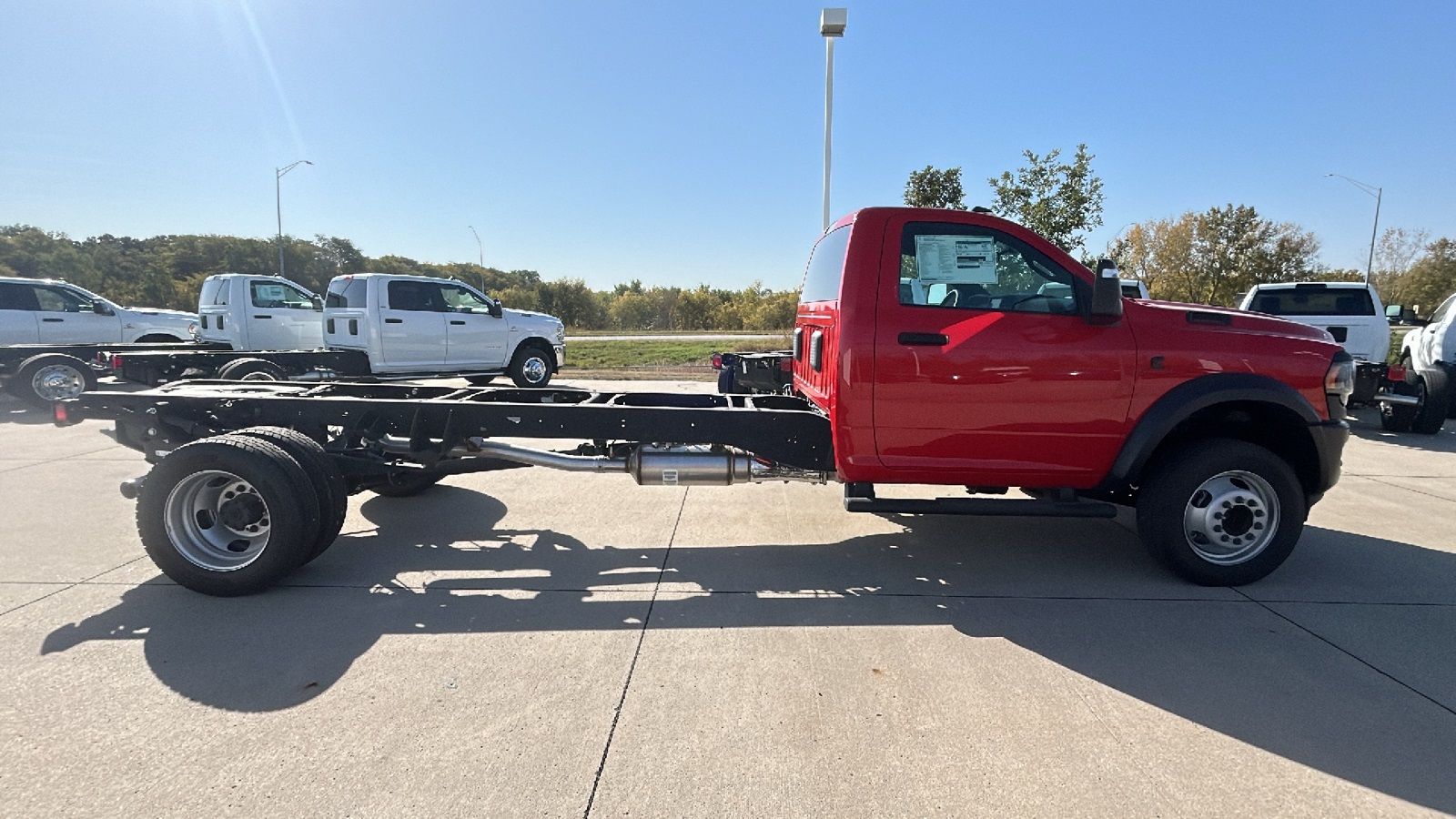 2024 Ram 5500 Tradesman photo 2