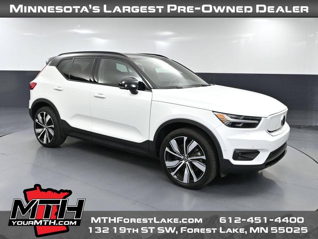 2022 Volvo XC40