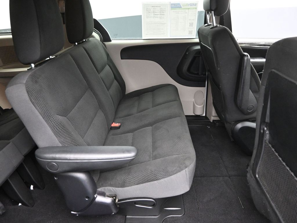 2019 Dodge Grand Caravan SE photo 6