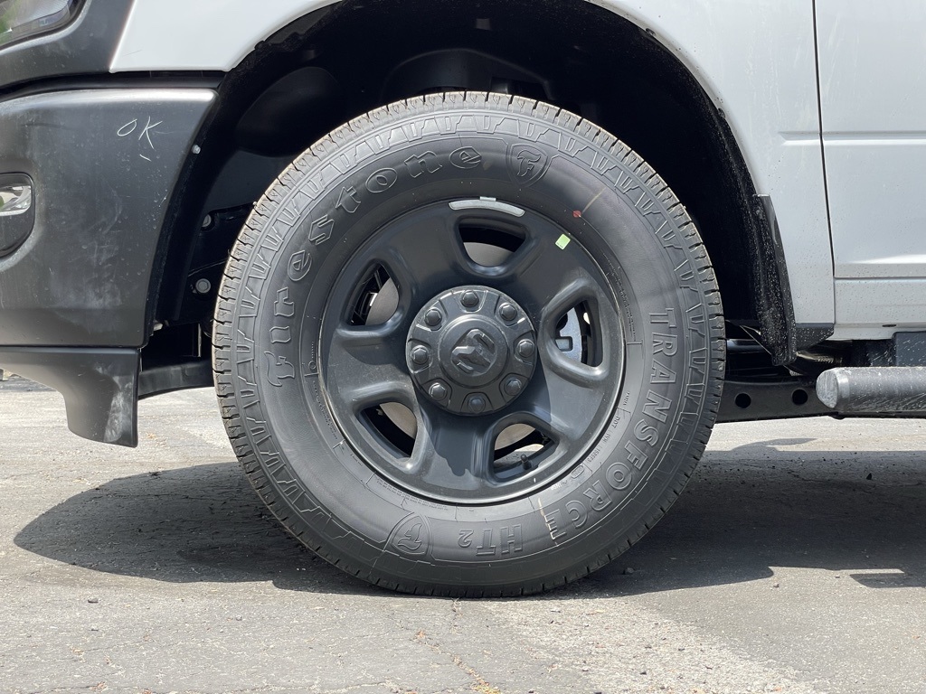 2025 Ram 2500 Tradesman photo 11