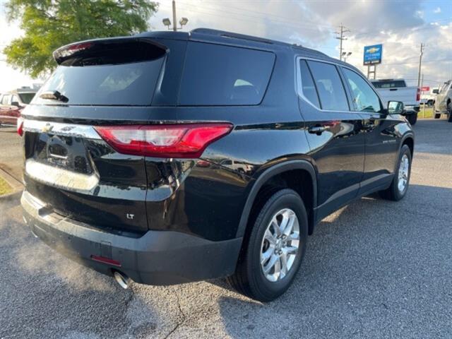 2021 Chevrolet Traverse Cloth photo 3