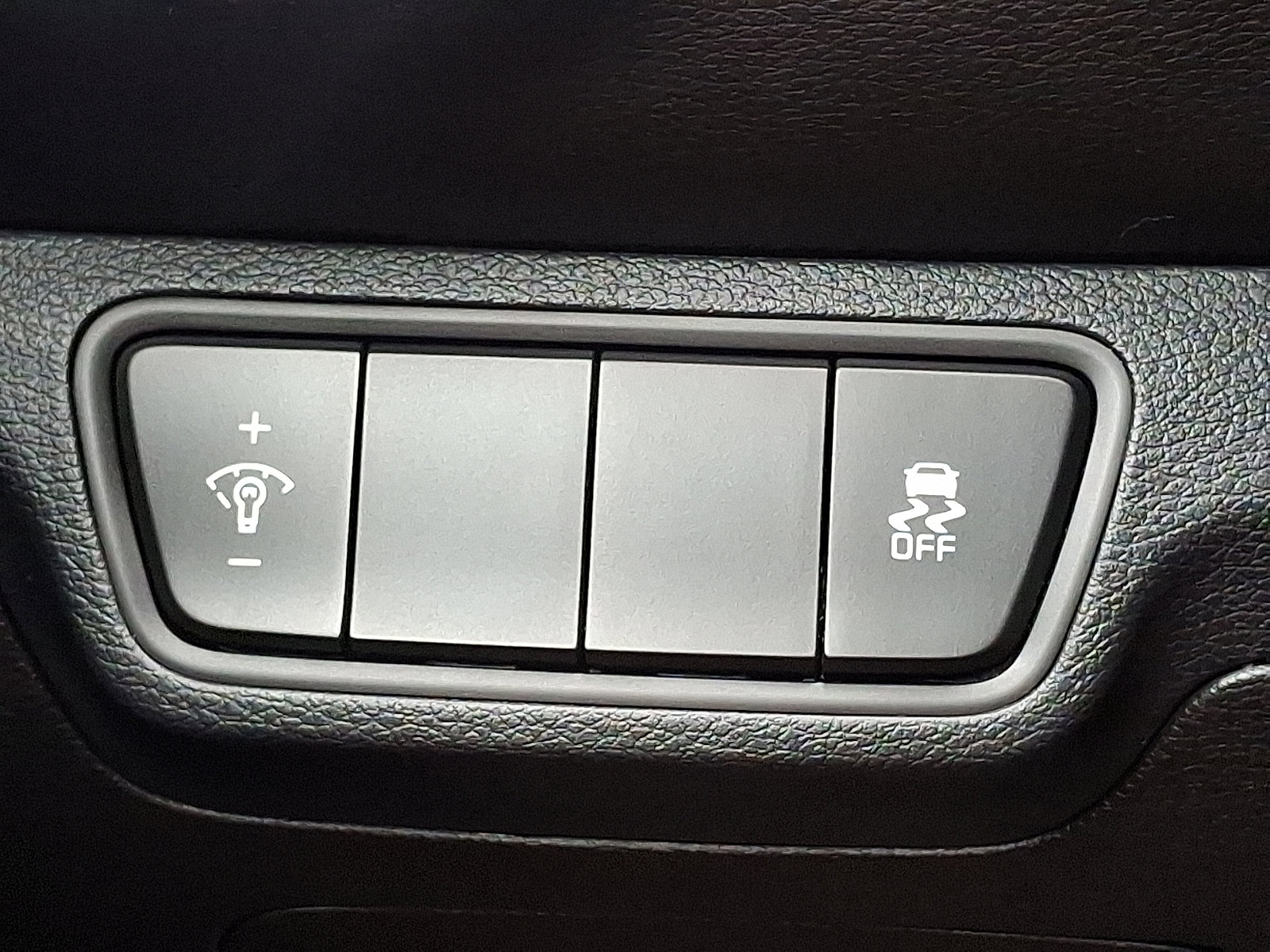 2023 Kia Forte LXS photo 23