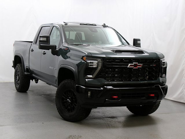 2026 Chevrolet Silverado 2500HD ZR2's photo