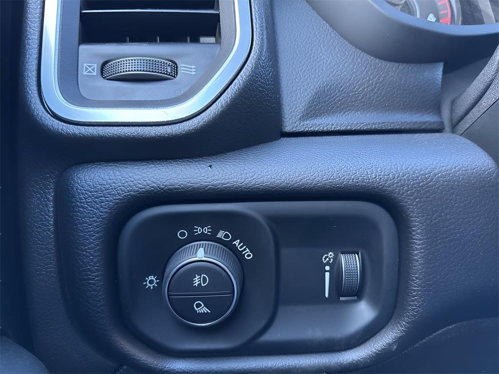2024 Ram 2500 Big Horn photo 15