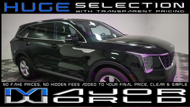 2025 Kia Sorento LX's photo