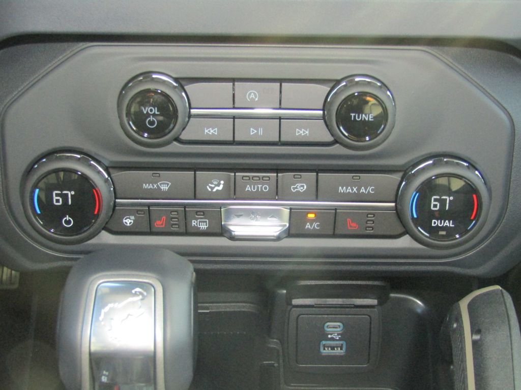 2025 Ford Bronco Badlands photo 20