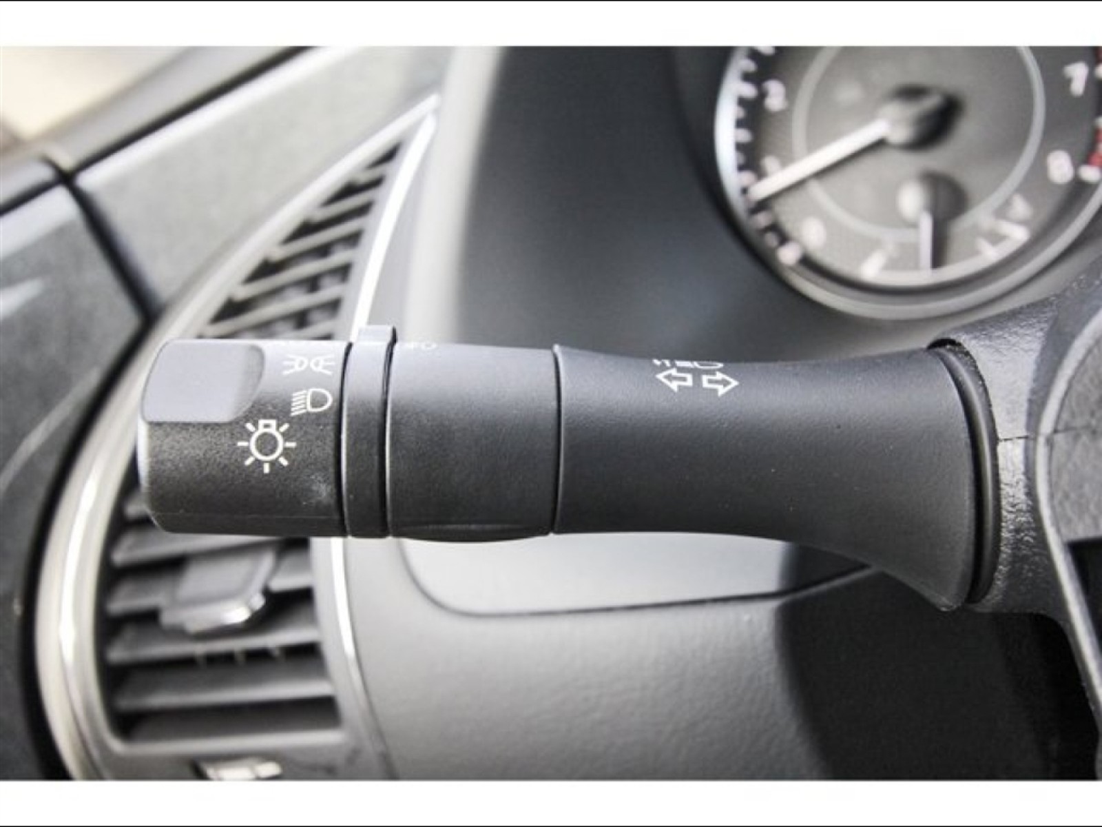 2024 Nissan Armada SV Black at Robbins Nissan