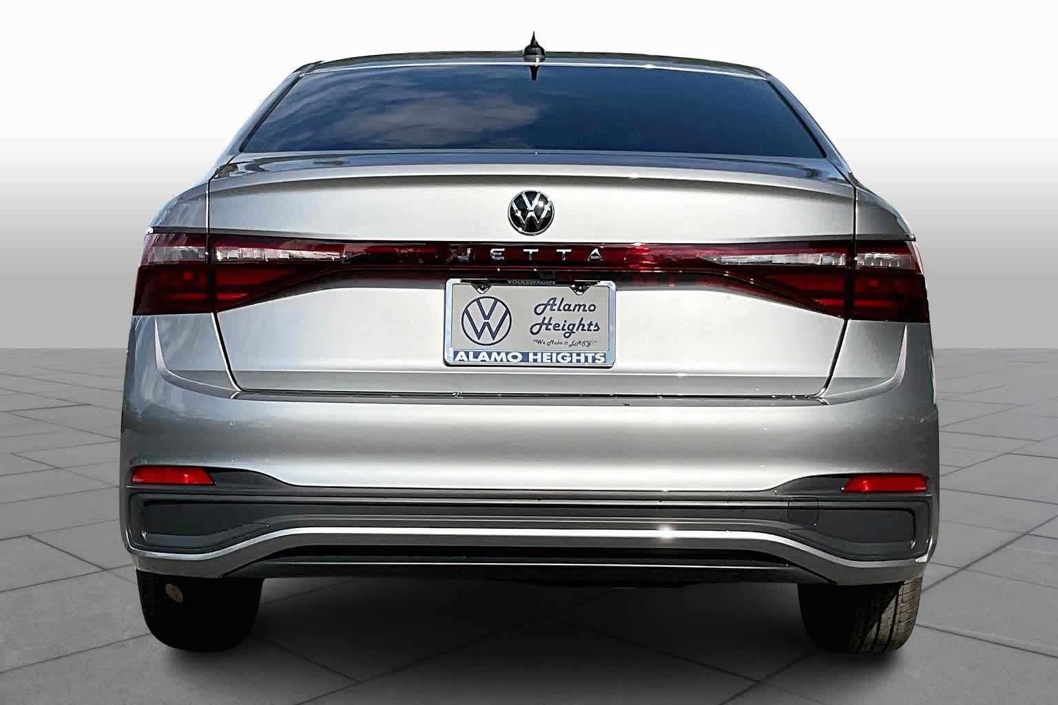 2025 Volkswagen Jetta 1.5T Sport photo 4