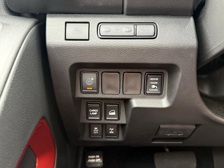 2025 Nissan Frontier PRO-4X photo 16