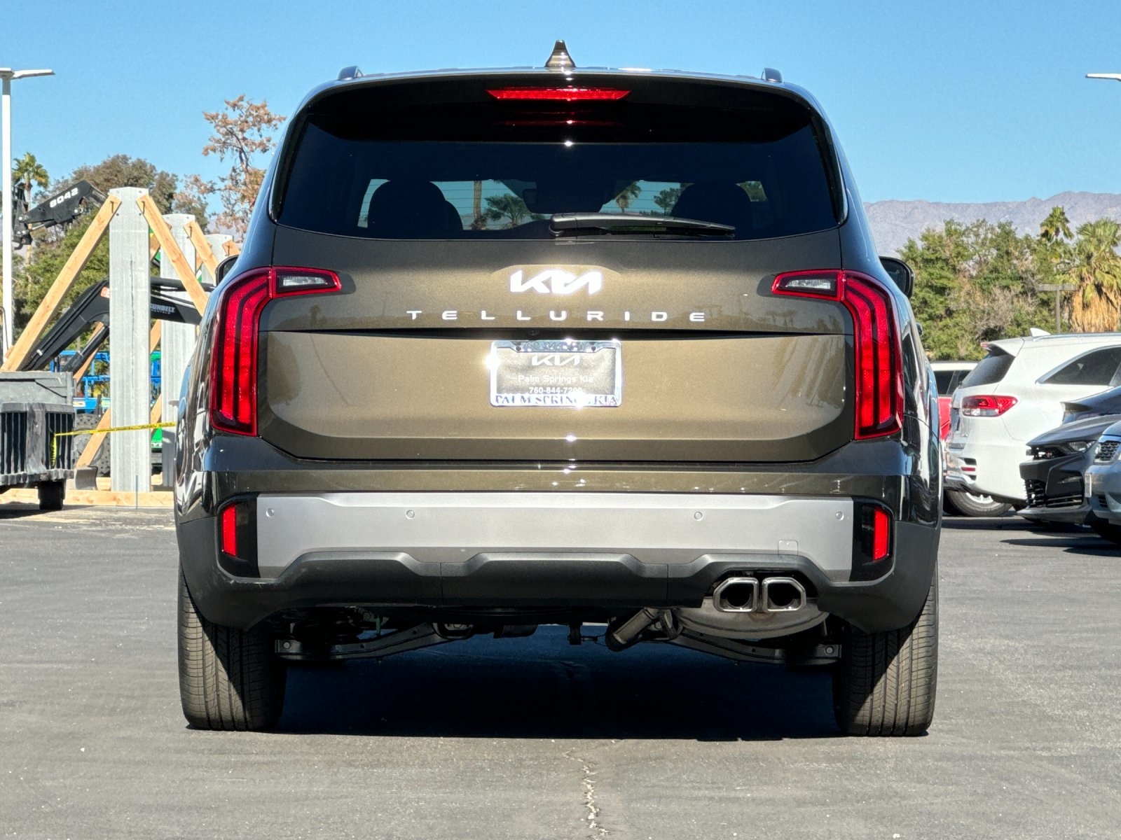 2025 Kia Telluride S photo 2